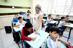 Educação básica de Maringá é a melhor entre grandes cidades do Paraná